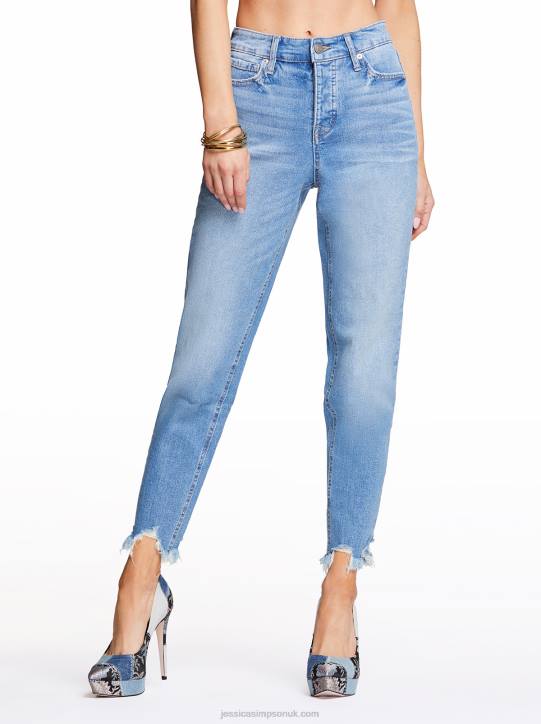 Throwback Straight Jeans in Happy TogetherJessica Simpson 6JRJ453