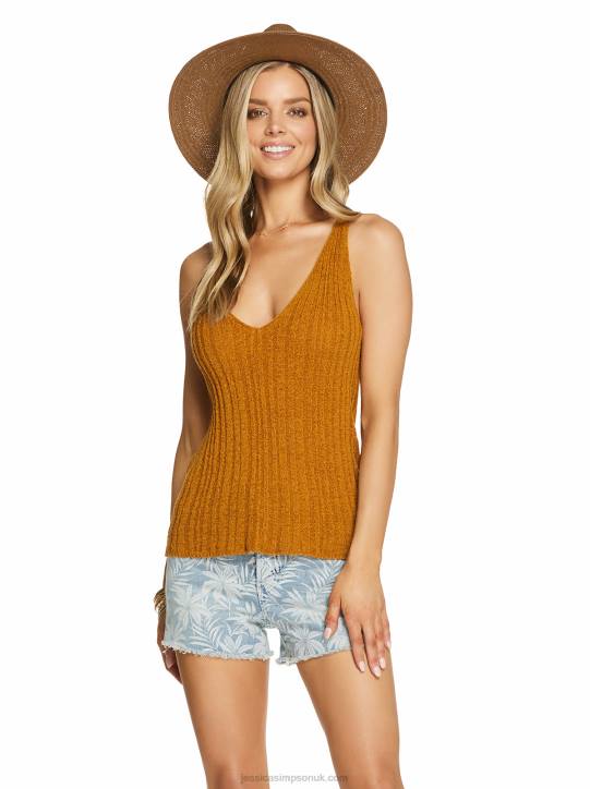 Edith Tank in Cathay SpiceJessica Simpson 6JRJ783