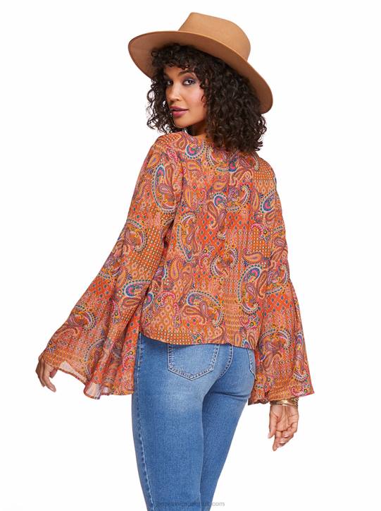 Monique Top in Winding TrailJessica Simpson 6JRJ1130