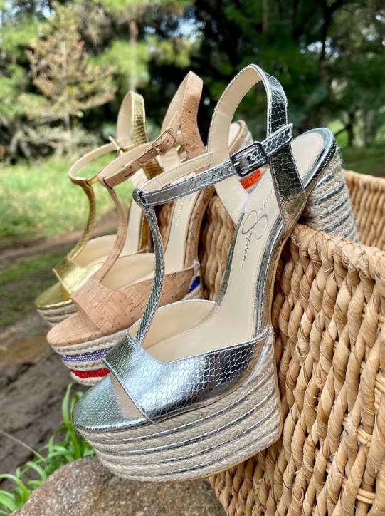 Ameeka Platform Sandal in SilverJessica Simpson 6JRJ21