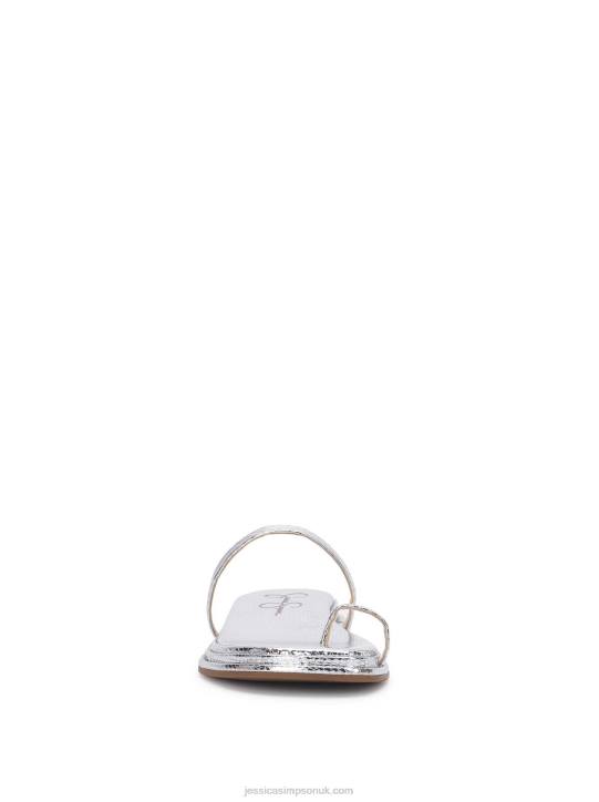 Malha Flat Sandal in SilverJessica Simpson 6JRJ104