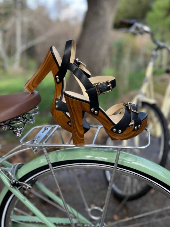 Therisa High Heel Sandal in BlackJessica Simpson 6JRJ156